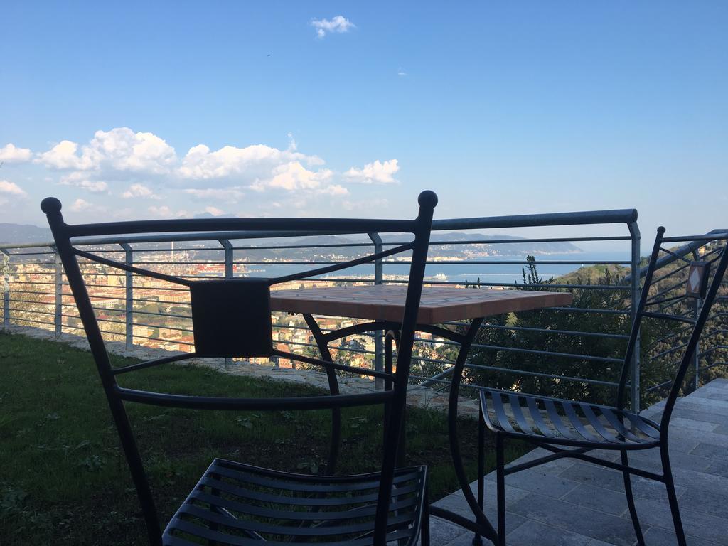 La Pietra * La Spezia