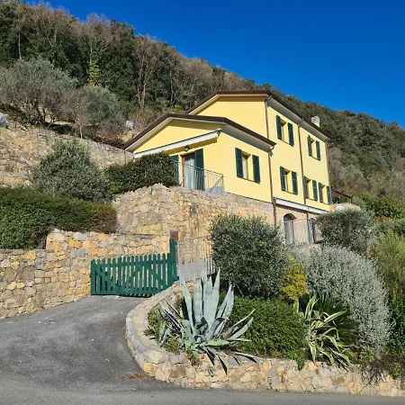 Agriturismo La Pietra 1 E La Pietra 2 La Spezia Exterior photo